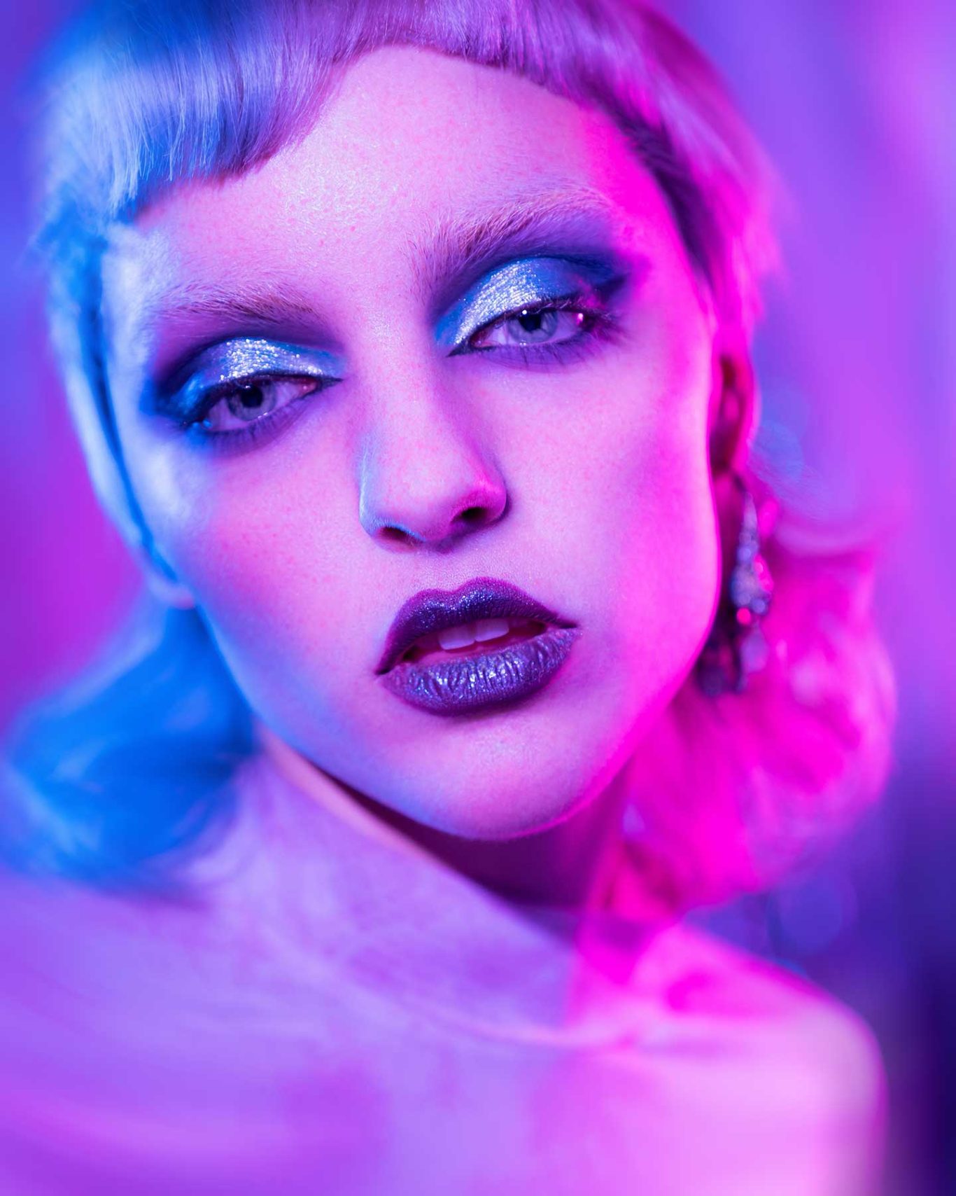 Lu Editorial portrait of artist Lu de la Fuente fab skum. Creative direction and photography by Raúl Rosillo.