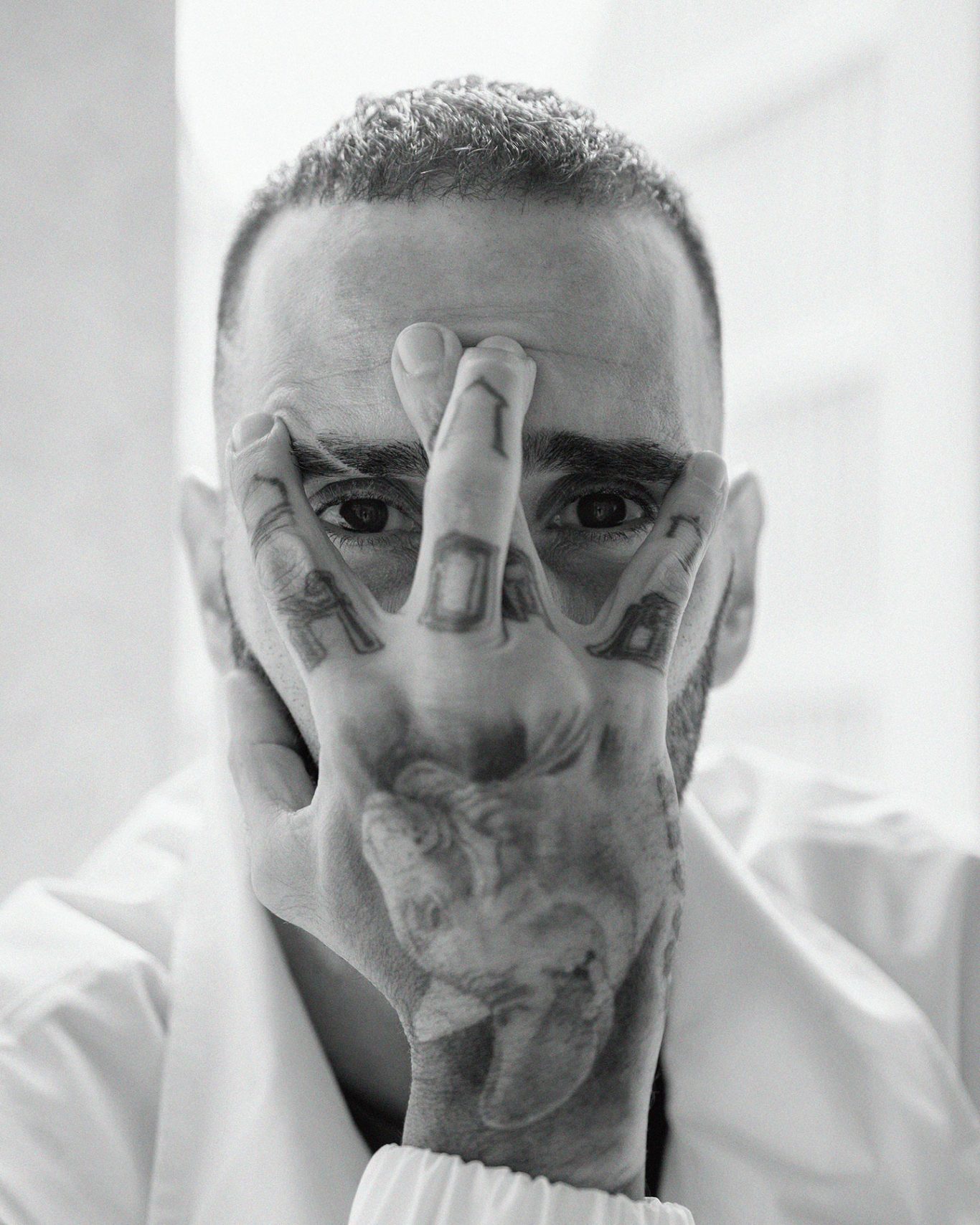 Swan Fyahbwoy Fyahbwoy by Raul Rosillo