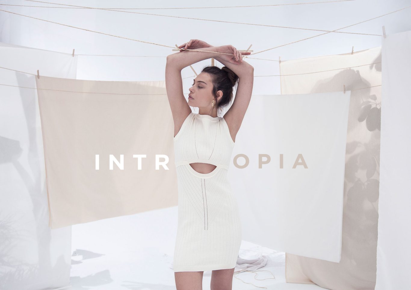 Intropia Image from the Intropia campaign for Hoss Intropia. Creative and artistic direction, photography by Raúl Rosillo.