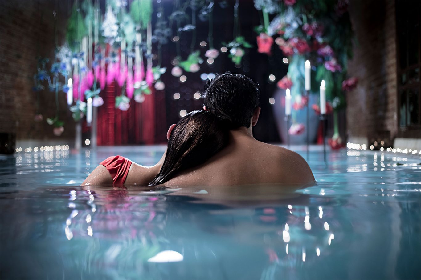 Make it magical Make it Magical international campaign for Aire Ancient Baths, sensorial and immersive bath experience, film created by Raúl Rosillo