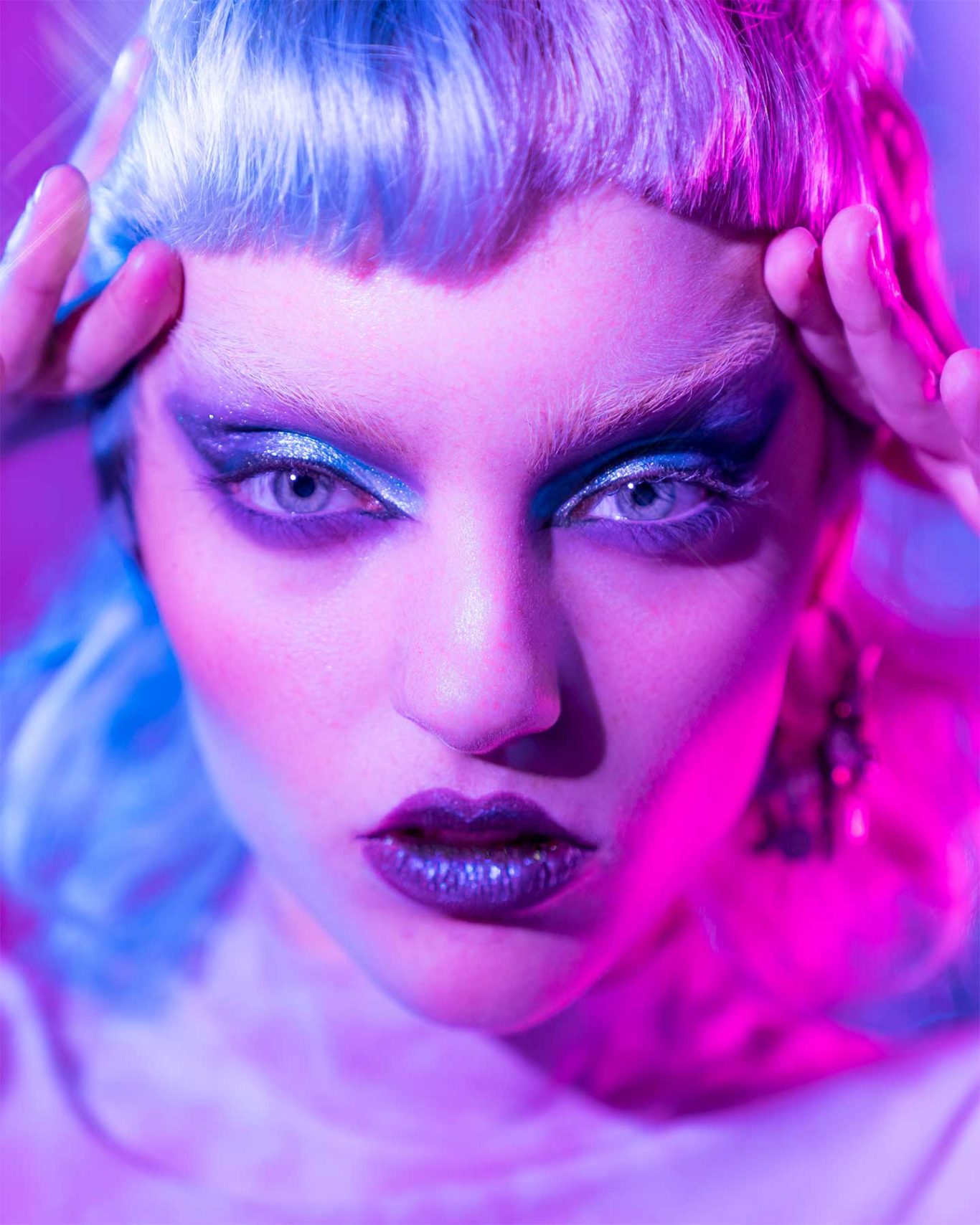 Lu Editorial portrait of artist Lu de la Fuente fab skum. Creative direction and photography by Raúl Rosillo.