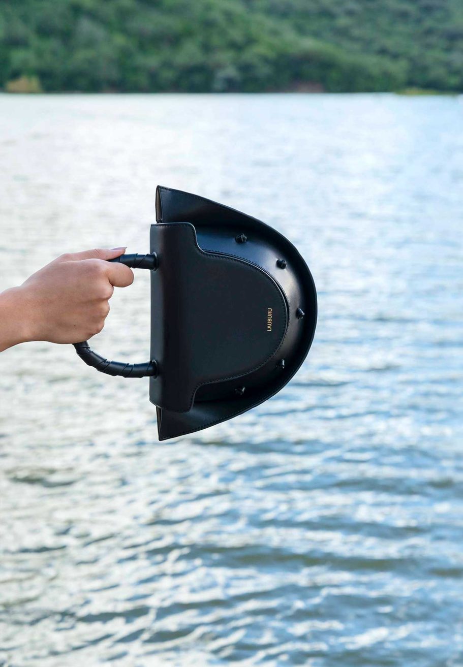 Lauburu Creative and Artistic Direction, Image Creation and Production for the Spanish leather goods brand Lauburu by Raúl Rosillo.