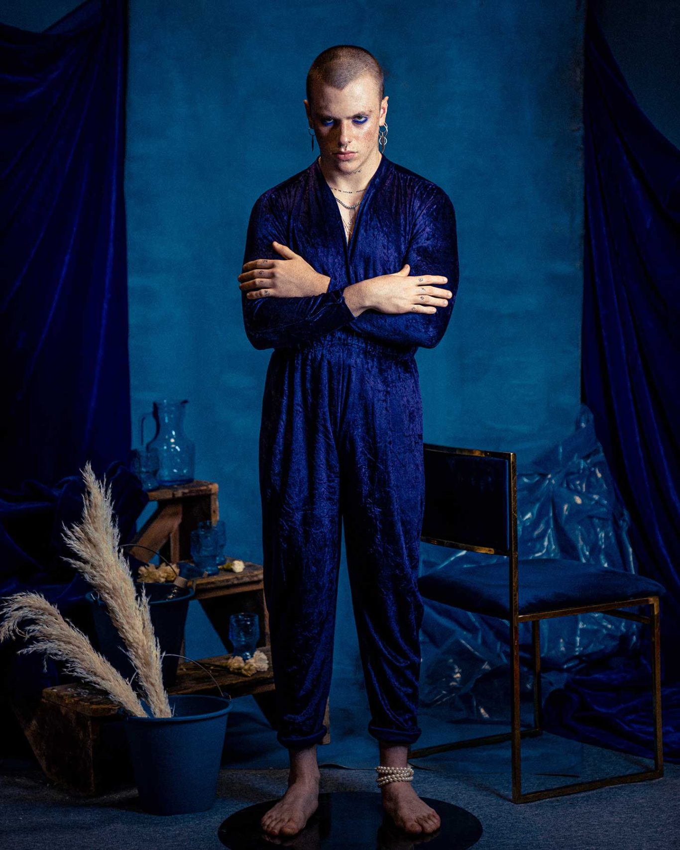 Tired Blue Portrait of Manuel Macías in “Tired Blue”, editorial for Kaltblut Magazine photographed by Raúl Rosillo.