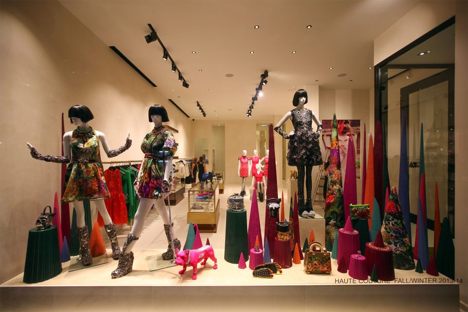 Vertical Landscape - Dirección Creativa y Escaparatismo Escaparate de la tienda Alfredo Villalba, proyecto Vertical Landscape