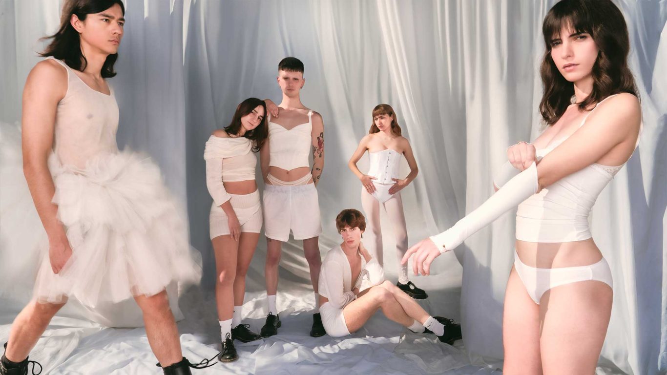 Youth Rewritten Fashion editorial “Youth Rewritten” for Kaltblut Magazine. Photography, creative and art direction by Raúl Rosillo