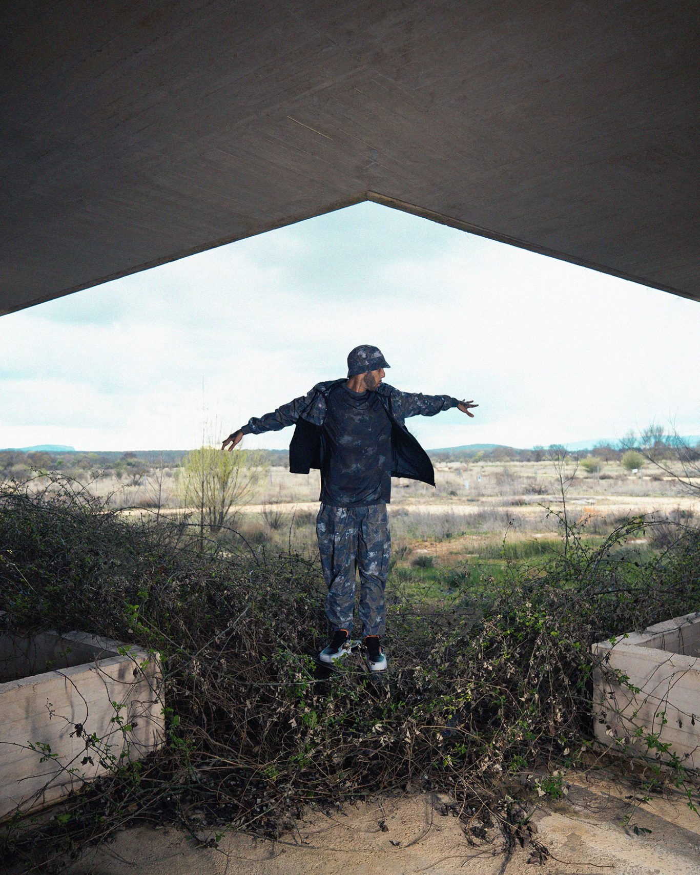 Swan Fyahbwoy Fyahbwoy by Raul Rosillo