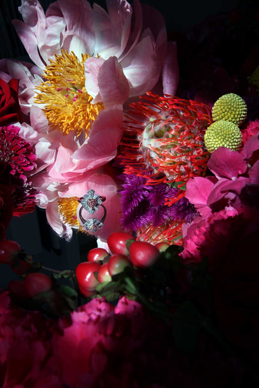 Private Collection Presentation Ephemeral installation designed for a private jewelry presentation event by Suárez, combining art direction, spatial design and atmosphere.