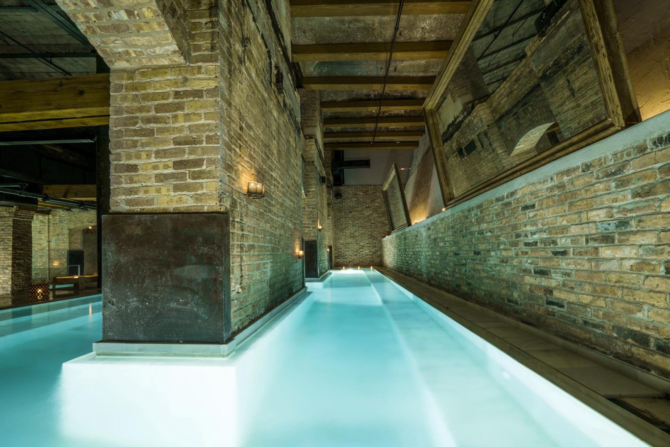 AIRE Ancient Baths Chicago AIRE Ancient Baths Chicago photographed by Raúl Rosillo