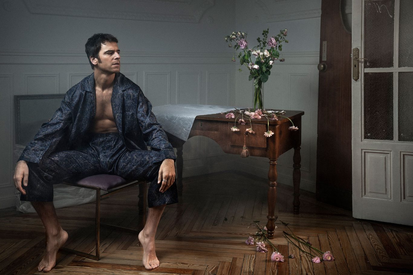 Alfonso Bassave Editorial portrait of actor Alfonso Bassave. Photography and creative direction by Raúl Rosillo