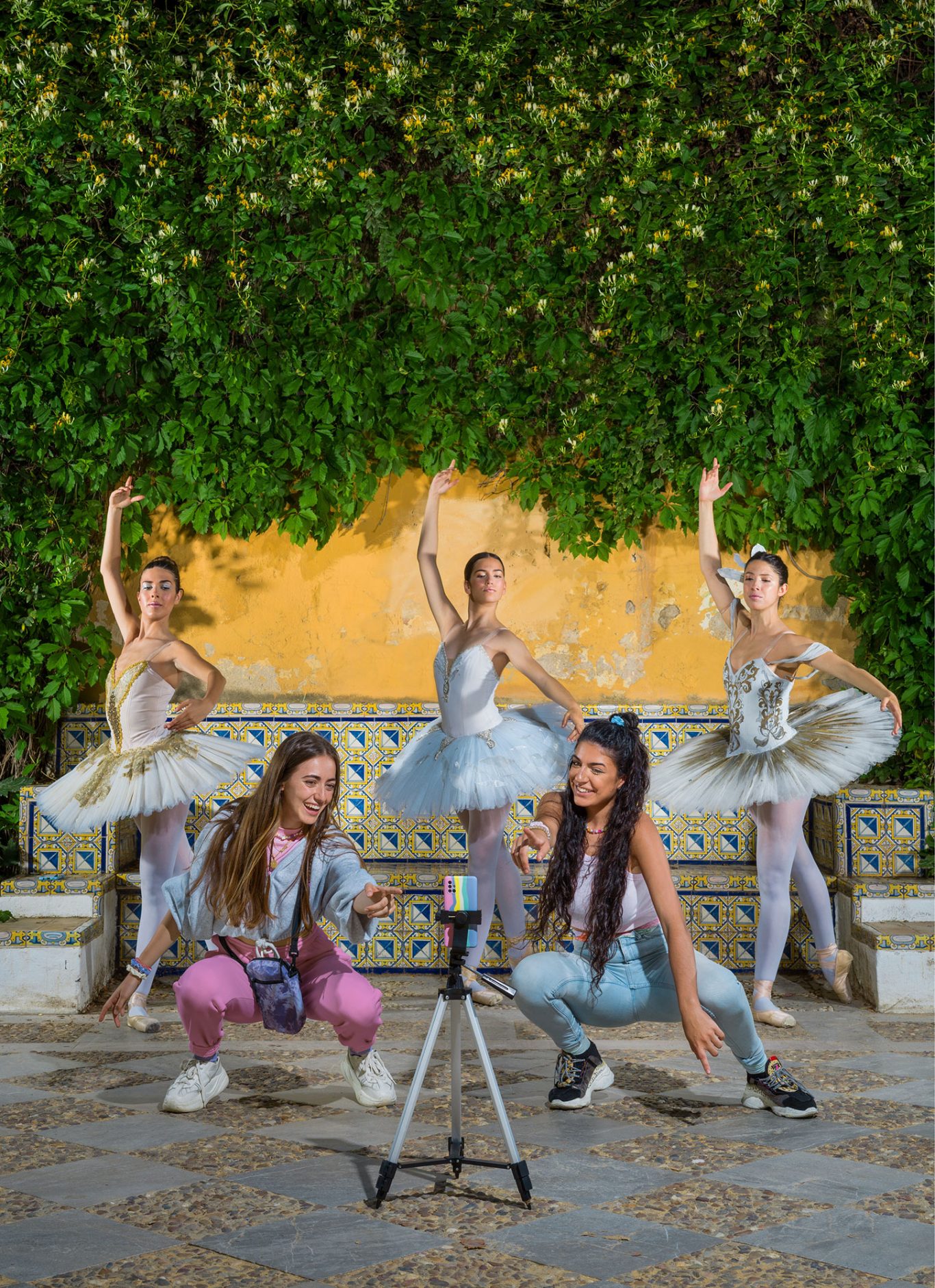 Teatro de la Maestranza Campaña para el Teatro de la Maestranza de Sevilla para la temporada 2022/2023 por Raúl Rosillo