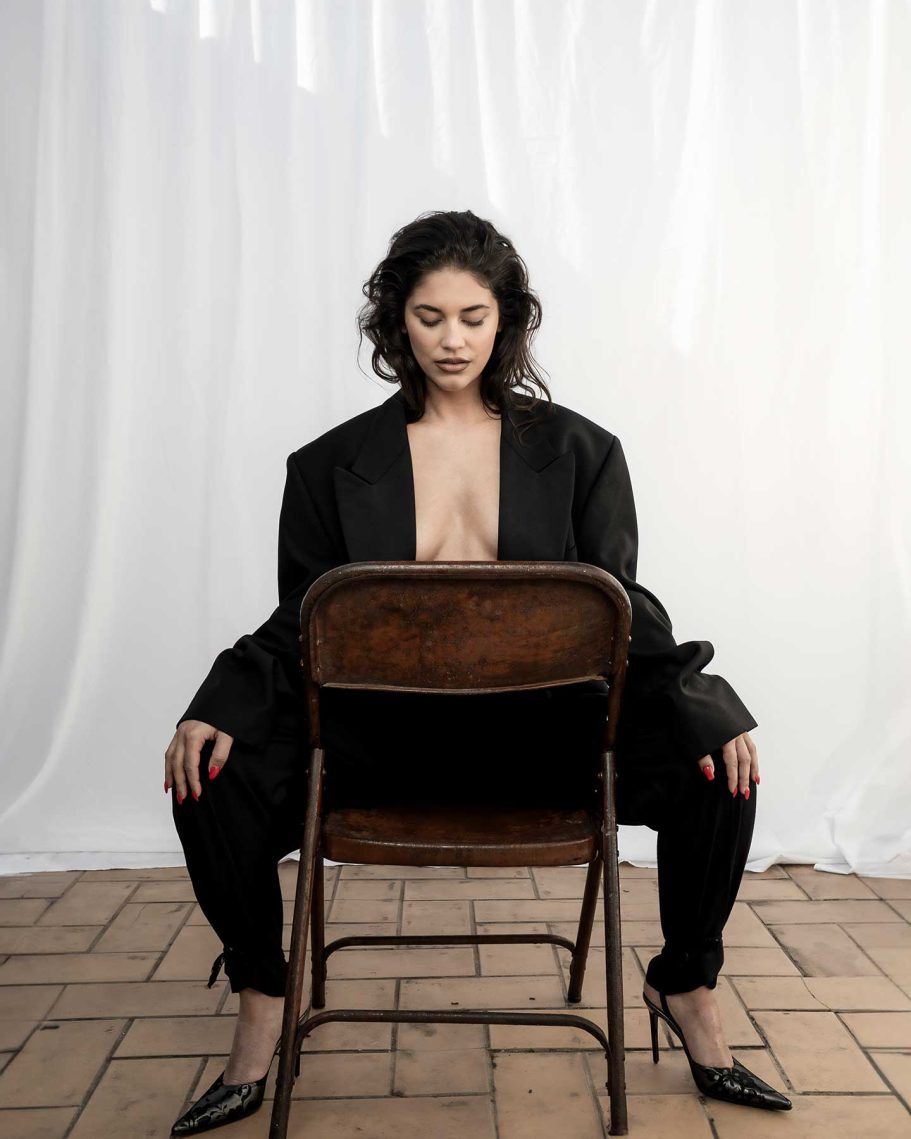 Carmen Editorial portrait of contemporary flamenco artist Carmen Avilés, photographed by Raúl Rosillo