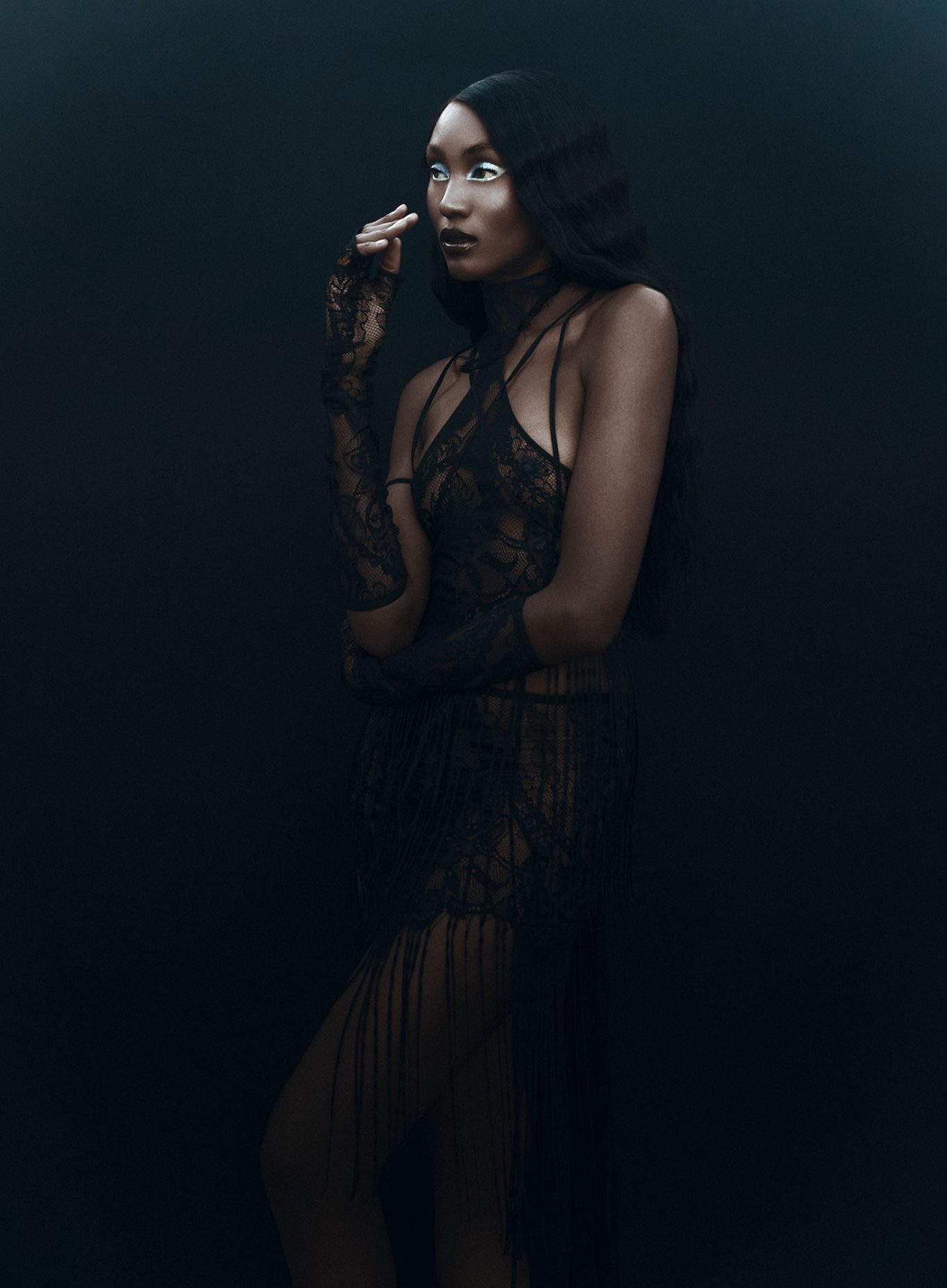 Feline Fashion Forward Liseth Santos for L’Officiel Monaco. Photography, creative and art direction by Raúl Rosillo